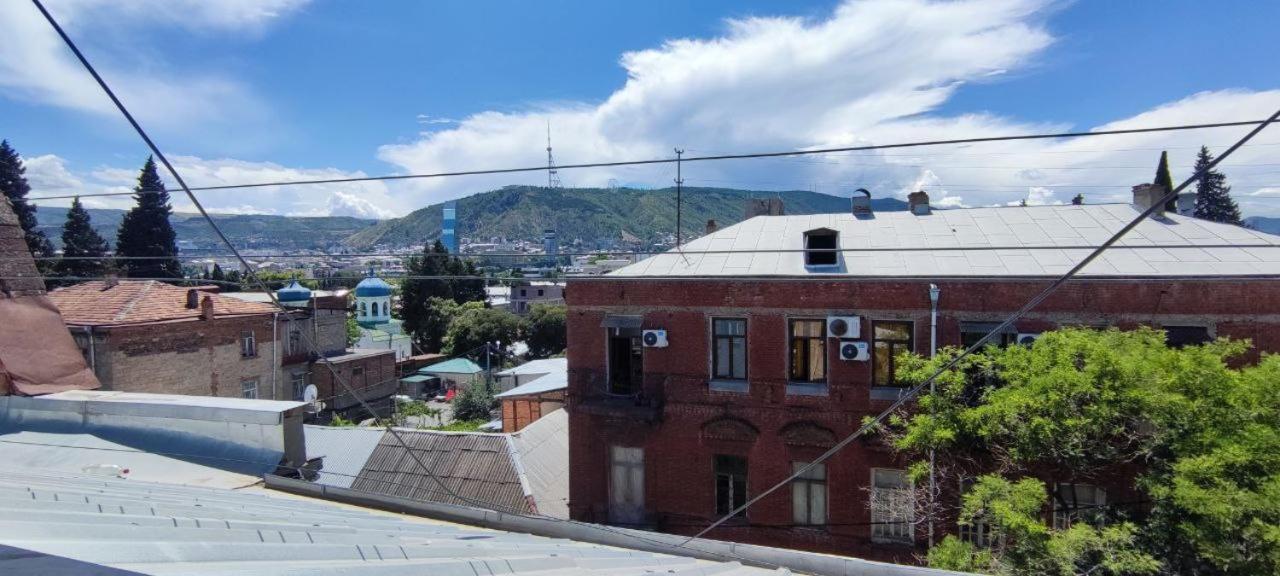 Guest House Irina Tbilisi Buitenkant foto