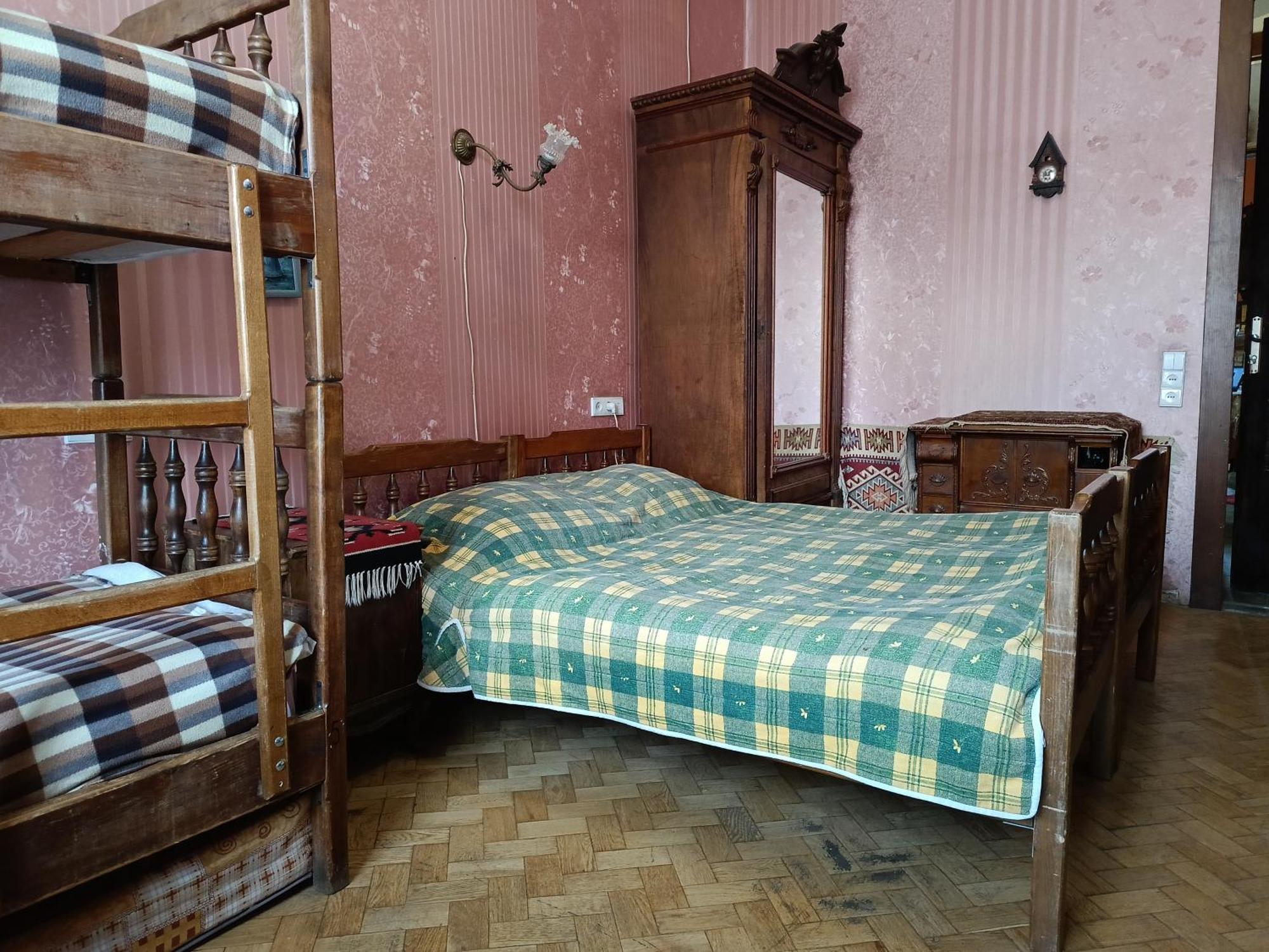 Guest House Irina Tbilisi Buitenkant foto