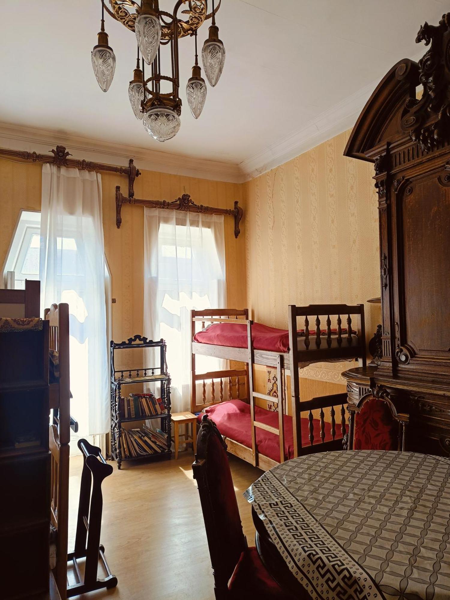 Guest House Irina Tbilisi Buitenkant foto